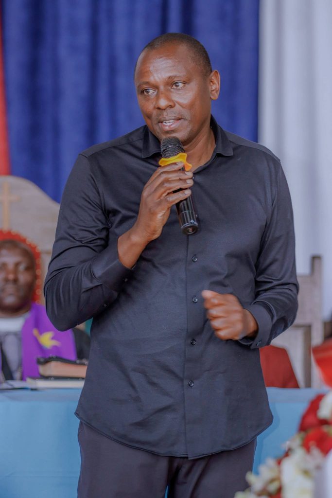 Kikuyu MP Kimani Ichungw'wa speaks during a past event. PHOTO/@kimani.ichungwah.7/Facebook