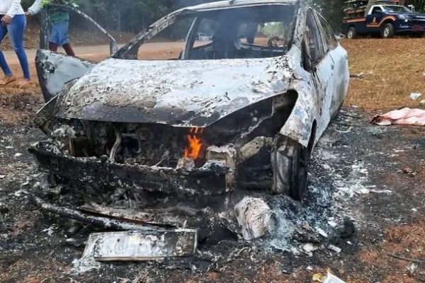 A vehicle burnt during chaos that disrupted a UDA meeting attended by Deputy President Kithure Kindiki and Embu Governor Cecily Mbarire in Nembure, Embu County, on Saturday, September 12, 2026. PHOTO/@OleItumbi/X