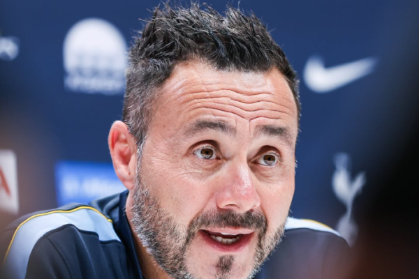 Tottenham Hotspur manager Roberto De Zerbi. PHOTO/https://web.facebook.com/TottenhamHotspur/photos
