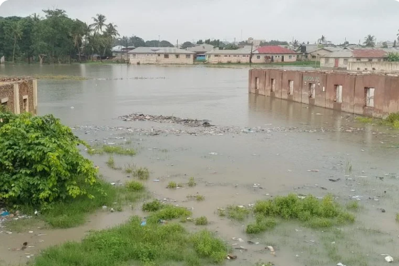 Floods cover homes in parts of Mombasa County. PHOTO/@KenyaRedCross/X
