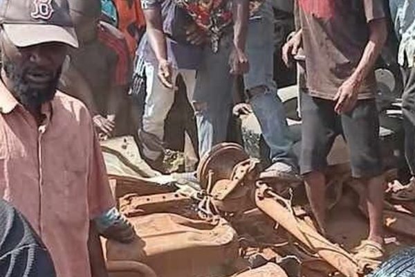 A mother and her eight-year-old child were killed early Saturday after a truck crashed into pedestrians along Mikindani-Aldina Road in Mombasa