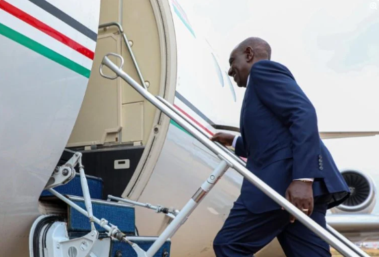 President William Ruto boarding a plane. PHOTO/https://web.facebook.com/KithureKindiki